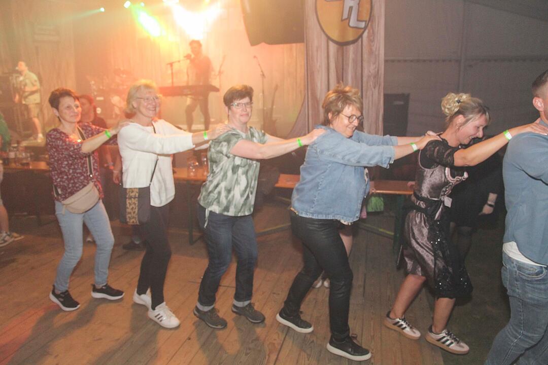 Party mit den DORFROCKERN Party mit den DORFROCKERN