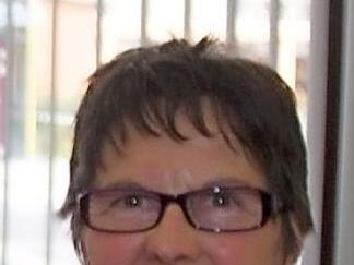 Anita Helle