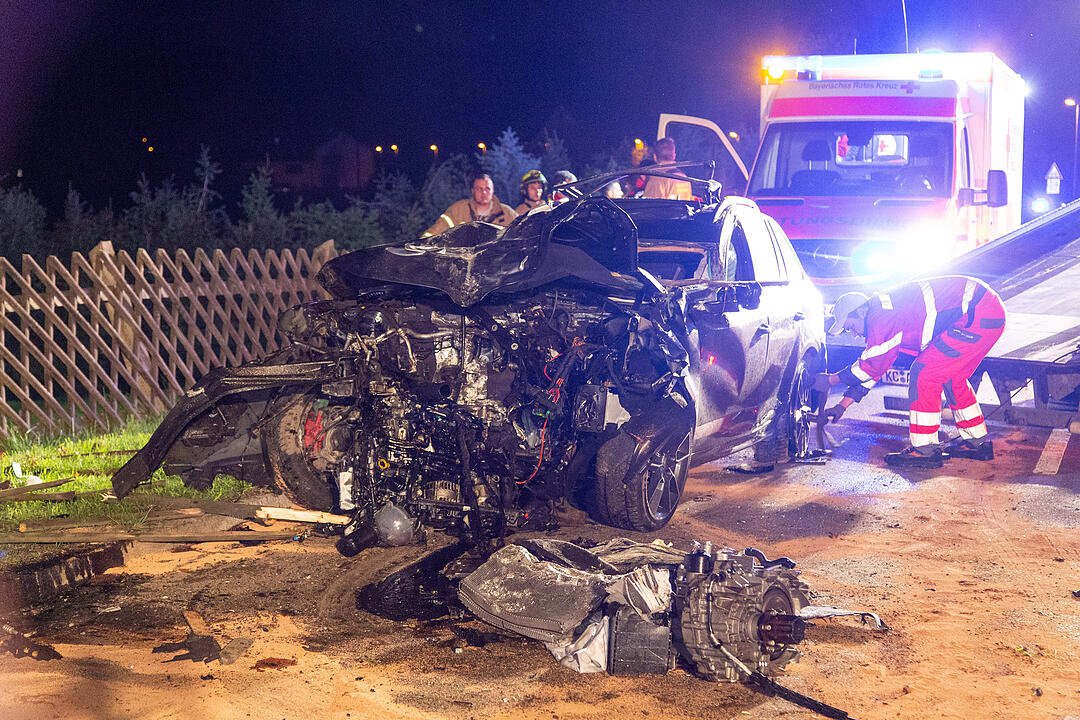 Landkreis Sonneberg: Fünf junge Menschen bei Frontalcrash schwer verletzt