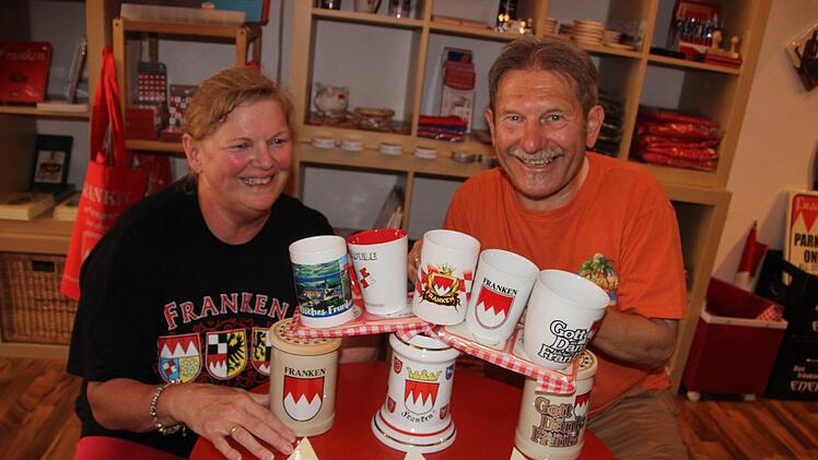 Brücken bauen - das Motto des Tages setzen Magdalena Müller und Walter Vierrether gekonnt um.  Foto: Diana Fuchs