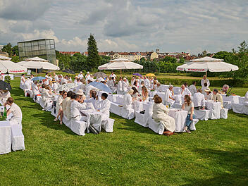 Bamberg: Welterbetag mit Mitbring-Picknick feiern - Einladung zum White Dinner