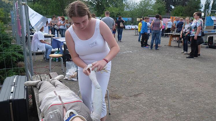 Anna-Lena Löbig machte ein Praktikum im Sanitätsbereich.