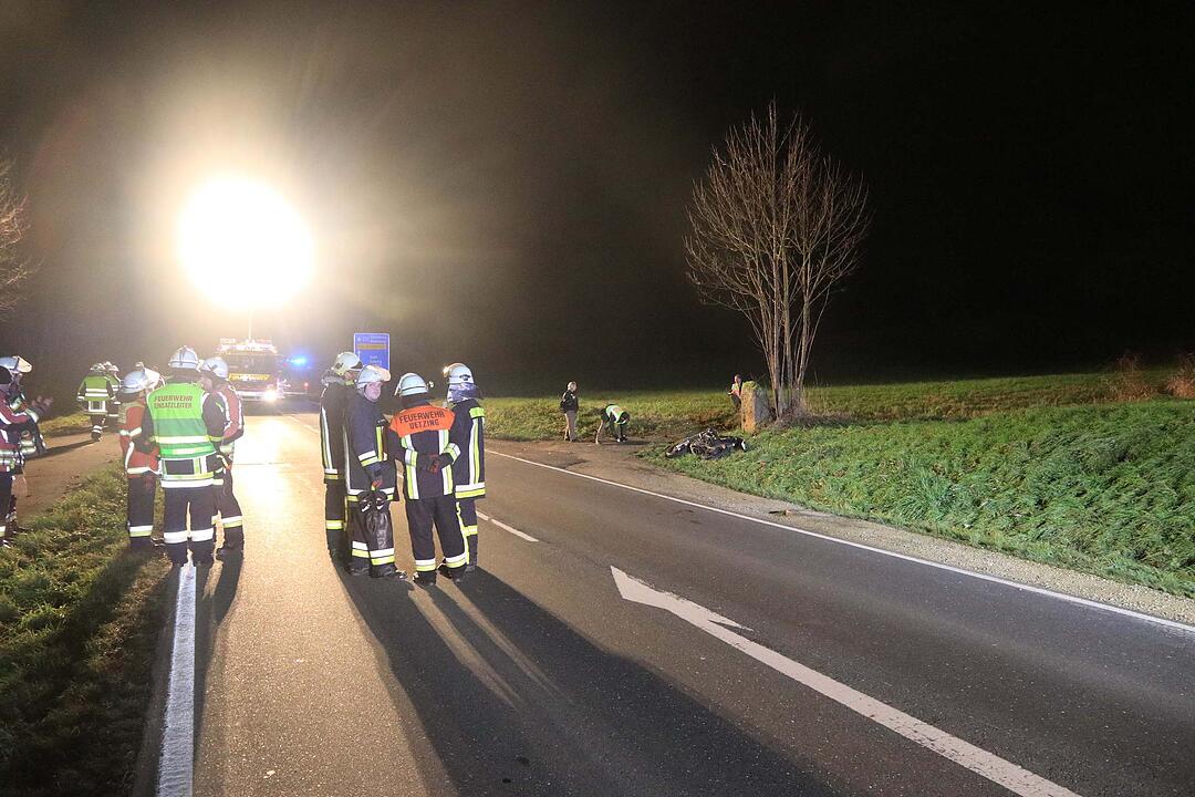 17-Jährige fährt in Pick up und wird verletzt