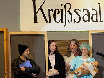 Am Ende wird doch noch ein "Haßfurter Kindla" geboren.G. Geiling