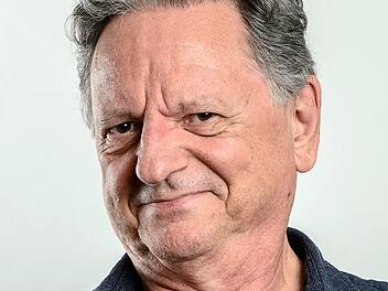 Kabarett-Urgestein aus Bayern sagt notgedrungen Servus - "Krieg das alles in den Griff"