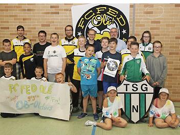 Die Spieler des FC FED olé freuen sich auf die Spiele, die zum 110. Geburtstagsfest der TSG Niederfüllbach stattfinden.  Foto: Michael Stelzner