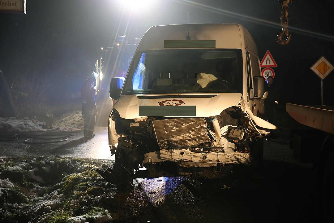 Gefrees: Vorfahrt missachtet - Frau schwer verletzt