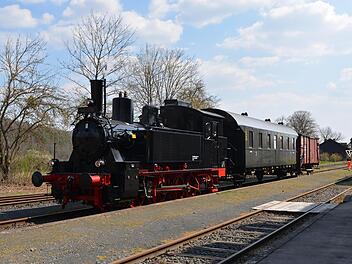 Retro-Fahrt ins Freilandmuseum Fladungen - das Rhön-Zügle (Archivfoto) ist auch diese Saison wieder unterwegs.