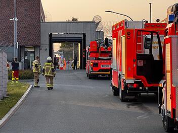 Hof: Zwei Verletzte in Abschiebe-Einrichtung - war es Brandstiftung?