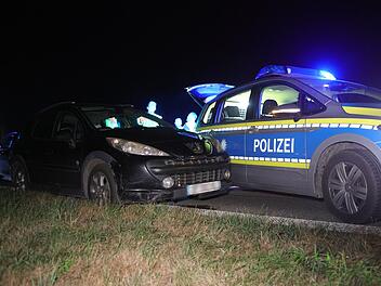 Verfolgungsfahrt durch die Kreise Roth und Ansbach endet in anderem Bundesland
