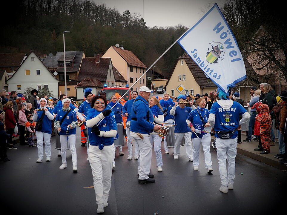 Beste Faschingslaune in Aura/Saale