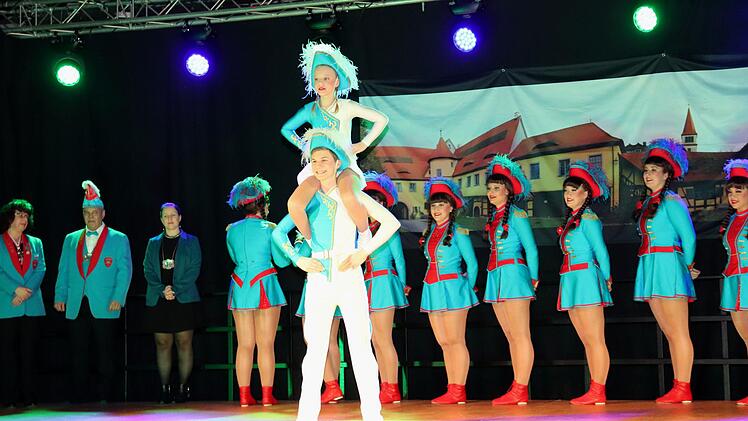 Die Seku-Narren mit Gardetanz und PaartanzJohanna Blum