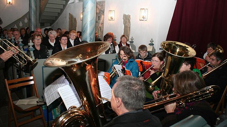 Der Posaunenchor Pommersfelden-Limbach bei der Eröffnung Foto: Evi Seeger