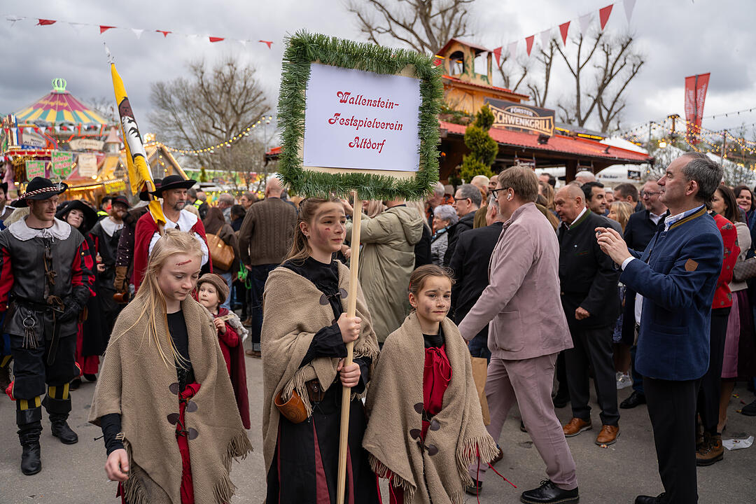 Mehr als 150 Buden und Attraktionen!