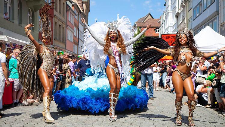 Höhepunkt des Samba-Festivals wird auch diesmal der große Umzug am Sonntag sein - ab 14 Uhr. Foto: Sambaco