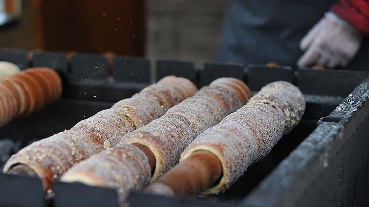 "Trdelník" ist ein typisches Prager Weihnachtsgebäck.