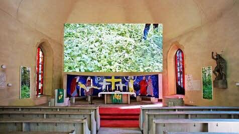 Eine Videoinstallation von Margarethe Kollmer ist in der Coburger Salvatorkirche zu sehen. Foto: Archiv