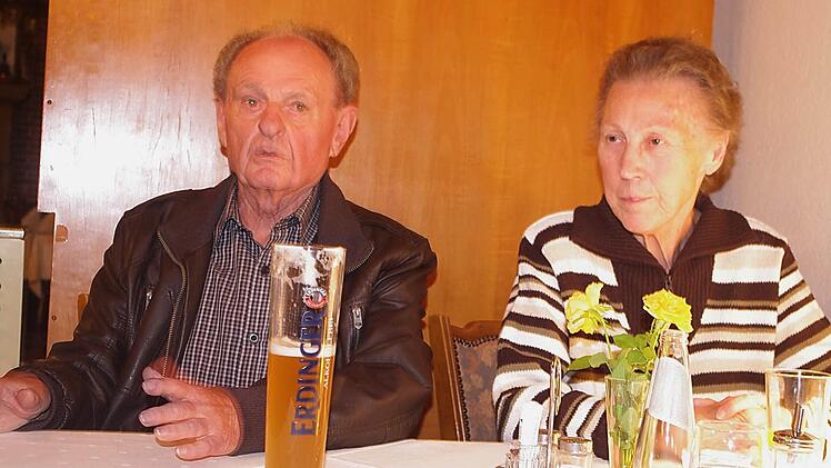 Teinehm er der Zeitzeugen-Erinnerungsrunde im "Hotel Sonne" Foto: Heike Schülein
