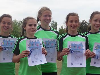 Die Mannschaftswertung der U14 gewann der TV/DJK Hammelburg mit (von links): Jule Betz, Hanna Schmitt, Elisa Eich, Lilian Heid, Anna Lukaschewitsch. Foto: Heiko Schmitt