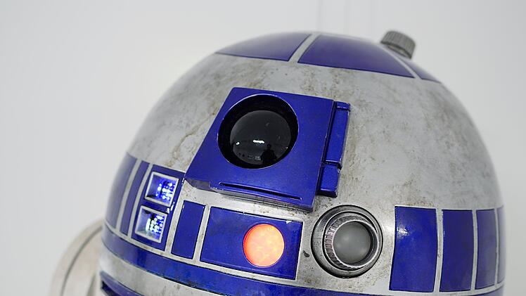 R2-D2