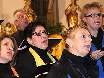 Die Sänger des Gospelchors "Charisma" Foto: