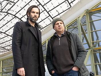 Erg&auml;nzen sich bei den Ermittlungen gut - notgedrungen: Lukas Laim (Max Simonischek, links) und Anton Simhandl (Gerhard Wittmann).