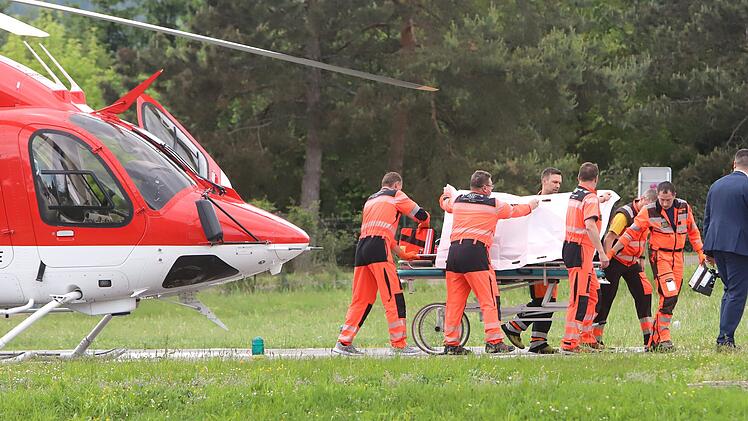 Slowakischer Regierungschef Fico angeschossen und verletzt