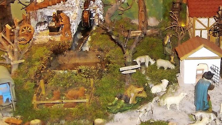 Benno Fuchs' große Leidenschaft ist es, Krippen zu bauen.  Fotos: Petra Malbrich