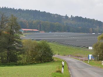 Der Ausbau der Solarenergiegewinnung, wie hier bei Birkig, gehört zu den Zielen des Landkreises für mehr Klimaschutz. Foto: Rainer Lutz