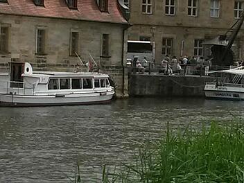 Das Motorschiff "Franken" liegt an der ehemaligen Fleischhalle "Am Kranen" vor Anker. Foto: Redaktion