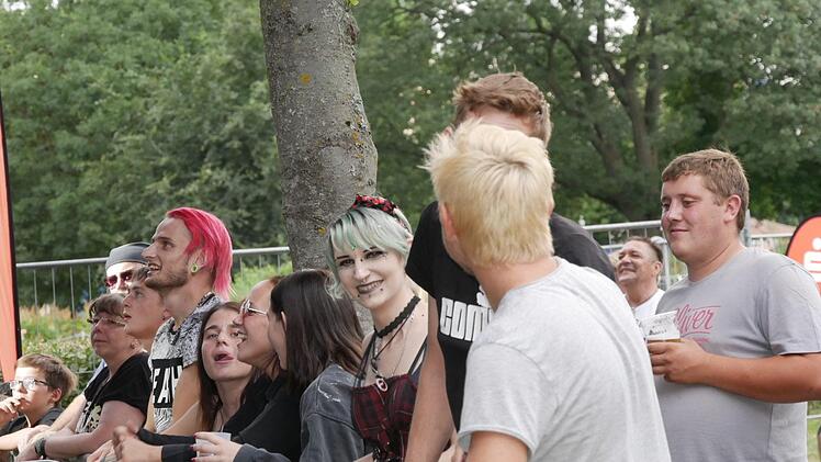 Impression von Rock im Freibad in NeustadtFoto: Manja von Nida