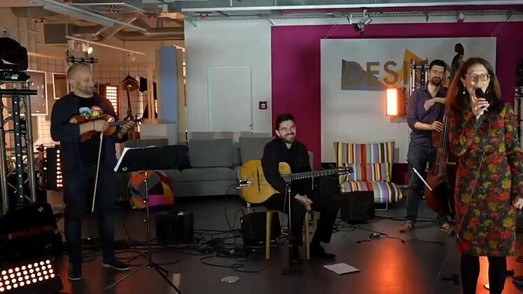 Als Live-Streaming wurde ein Auftritt von Marion & Sobo-Band aus der Coburger Markthalle übertragen. Gaststar war der Gitarrist Joscho StephanScreenshot