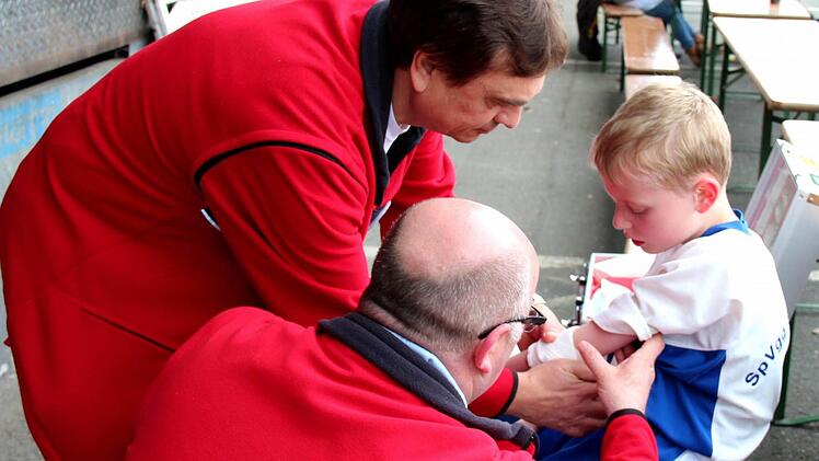 Schmerz? Das BRK war gleich zur Stelle.