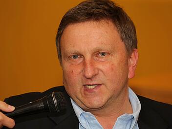 Gerhard Löffler kandidiert für den Bezirkstag. Foto: Archiv
