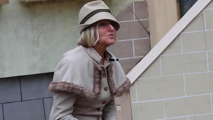 Aufführung des Märchens "Rumpelstilzchen" auf der Freilichtbühne im Schrimpf'schen Schloss  Foto: Dieter Britz