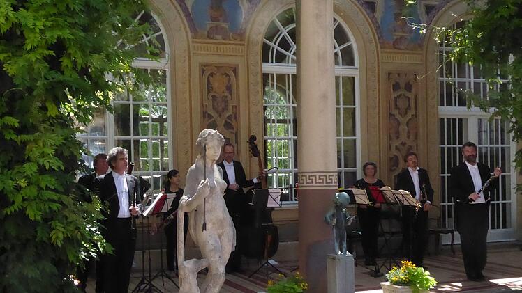 Die Bläsersolisten der Deutschen Kammerphilharmonie Bremen gastierten im Schmuckhof. Foto: Gerhild Ahnert