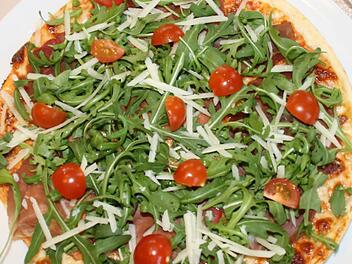 Nicht nur auf der Pizza, auch im Garten kann Rucola Freude machen.  Foto: Archiv
