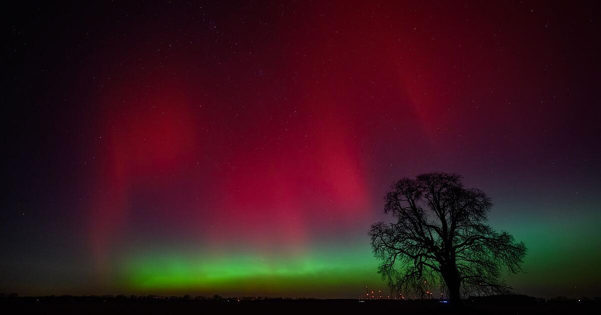 Leuchtender-Himmel-Polarlichter-ber-Deutschland-zu-sehen