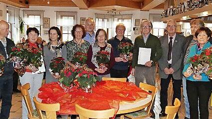 Bei der Jahreshauptversammlung des Gartenbauvereins Fölschnitz-Kauerndorf wurden nicht nur langjährige Mitglieder geehrt, sondern auch die Preisverteilung für die Einzelhausbewertungen vorgenommen.