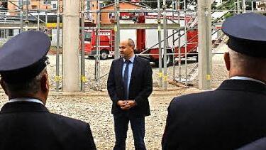 Bürgermeister Johannes Krapp dankt allen am Bau Beteiligten.