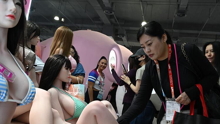 Er&ouml;ffnung der Messe &laquo;Adult Product Industry Expo&raquo;