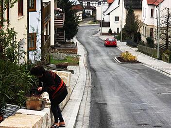 In der Kunreuther Badstraße beginnen jetzt die Verschönerungsarbeiten. Foto: Galster