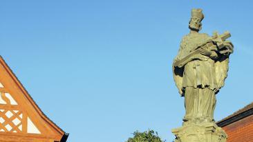 Volkskunst Osterbrunnenschmuck