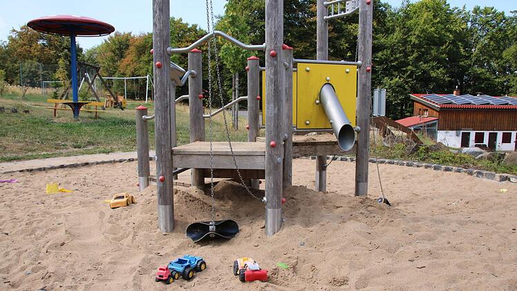 Für jede Menge Abwechslung ist auf dem Spielplatz am Würzburger Haus gesorgt. Foto: Ralf Ruppert