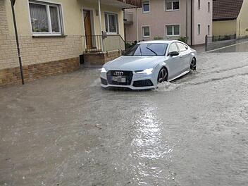 Rund 61 Liter pro Quadratmeter hat es beim ersten Starkregenereignis in einer Stunde geregnet. Foto: NEWS5 / Merzbach/Archiv