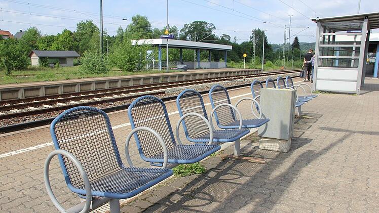 Impressionen vom Bahnhof Pressig-Rothenkirchen - aufgenommen im Mai 2018. Foto: Andreas Schmitt