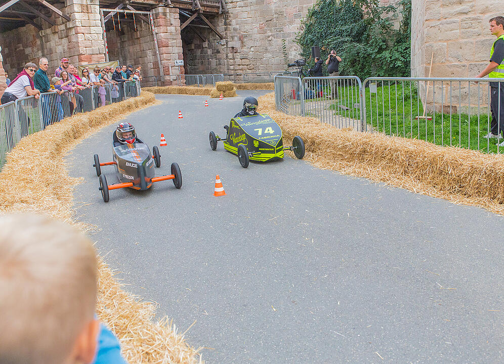 Im N&uuml;rnberger Burggraben vom Tierg&auml;rtnertor zum Hallertor.