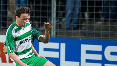 Großbardorf sichert den Ball. Foto: Tobias Köpplinger