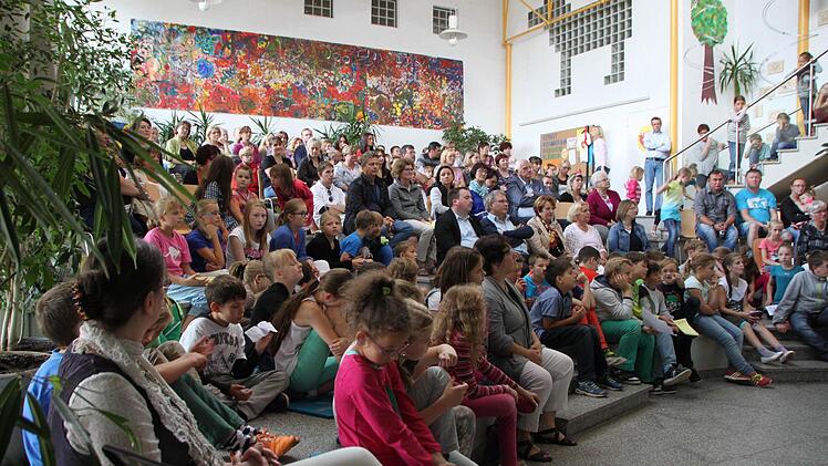 Verabschiedung der Viertklässler an der Grundschule Bad Brückenau am 30. Juli 2015. Foto: Ulrike Müller