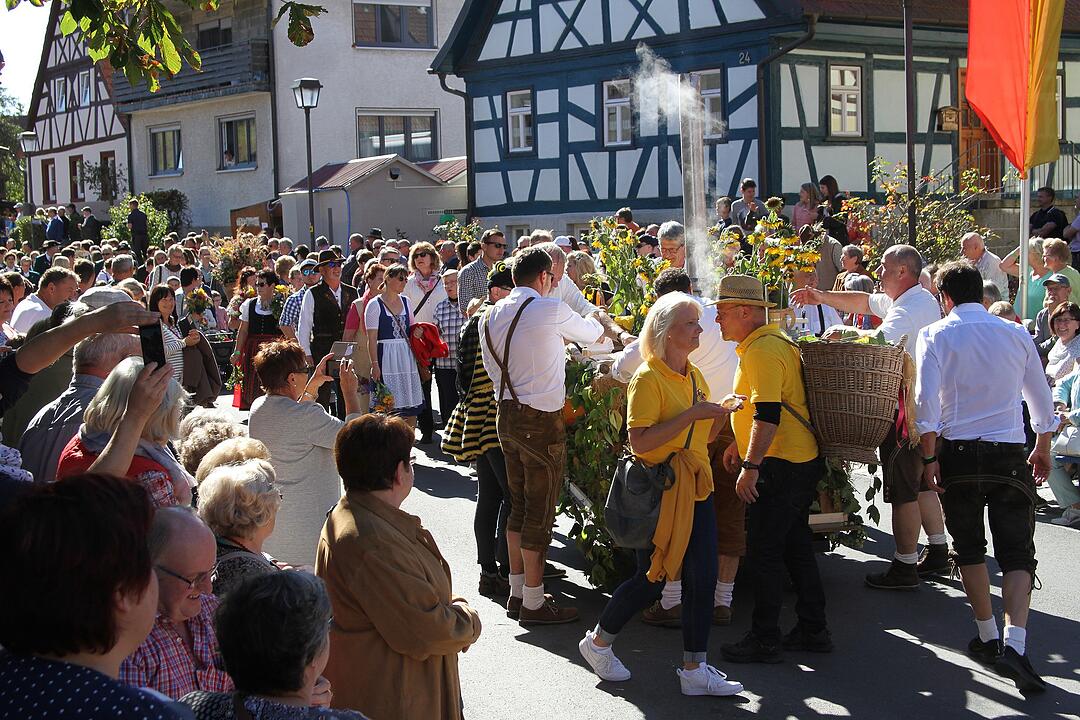 Erntedankumzug in Neubrunn